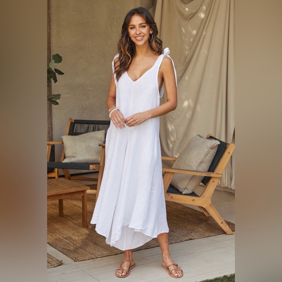Milio Milano Pants - (9879/255108-SOL-WHT) TIE SHOULDER V-NECK LINEN JUMPSUIT